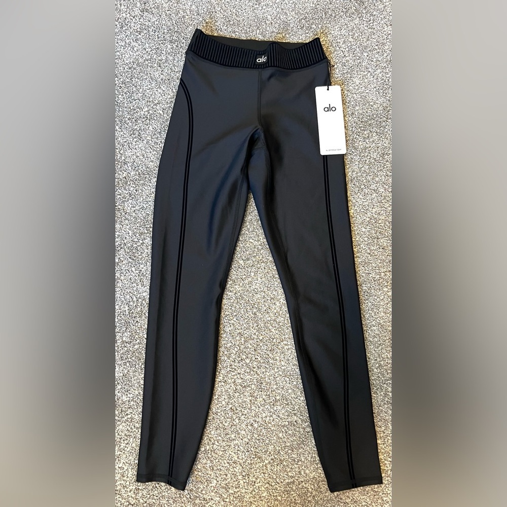 Alo Airlift High-Waist 7/8 Line Up Black Leggings in XXS NWT